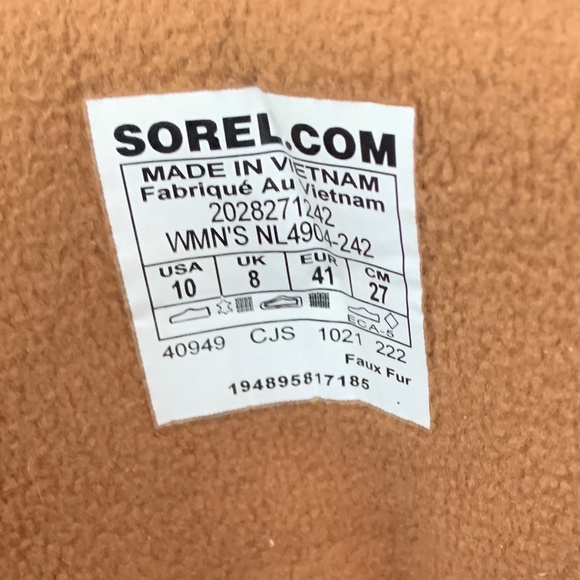 Sorel Kinetic Breakthru Conquest Waterproof Boots - Picture 11 of 13